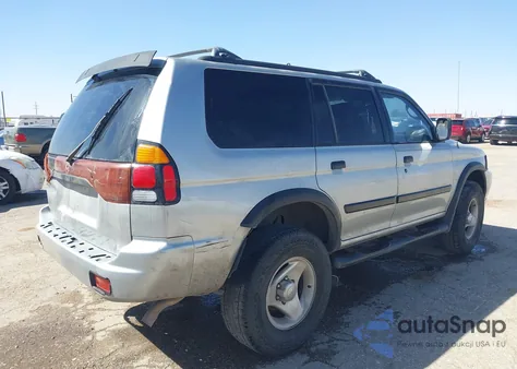2000 Mitsubishi Montero Sport Ls/Xls z USA, uszkodzony, nr VIN JA4LS31H1YP815611